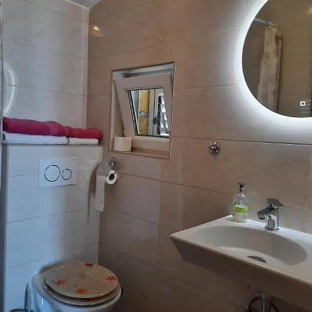 شقة Saric K&m Baška Voda