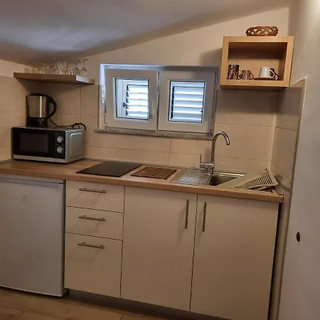 Saric K&m * Baška Voda